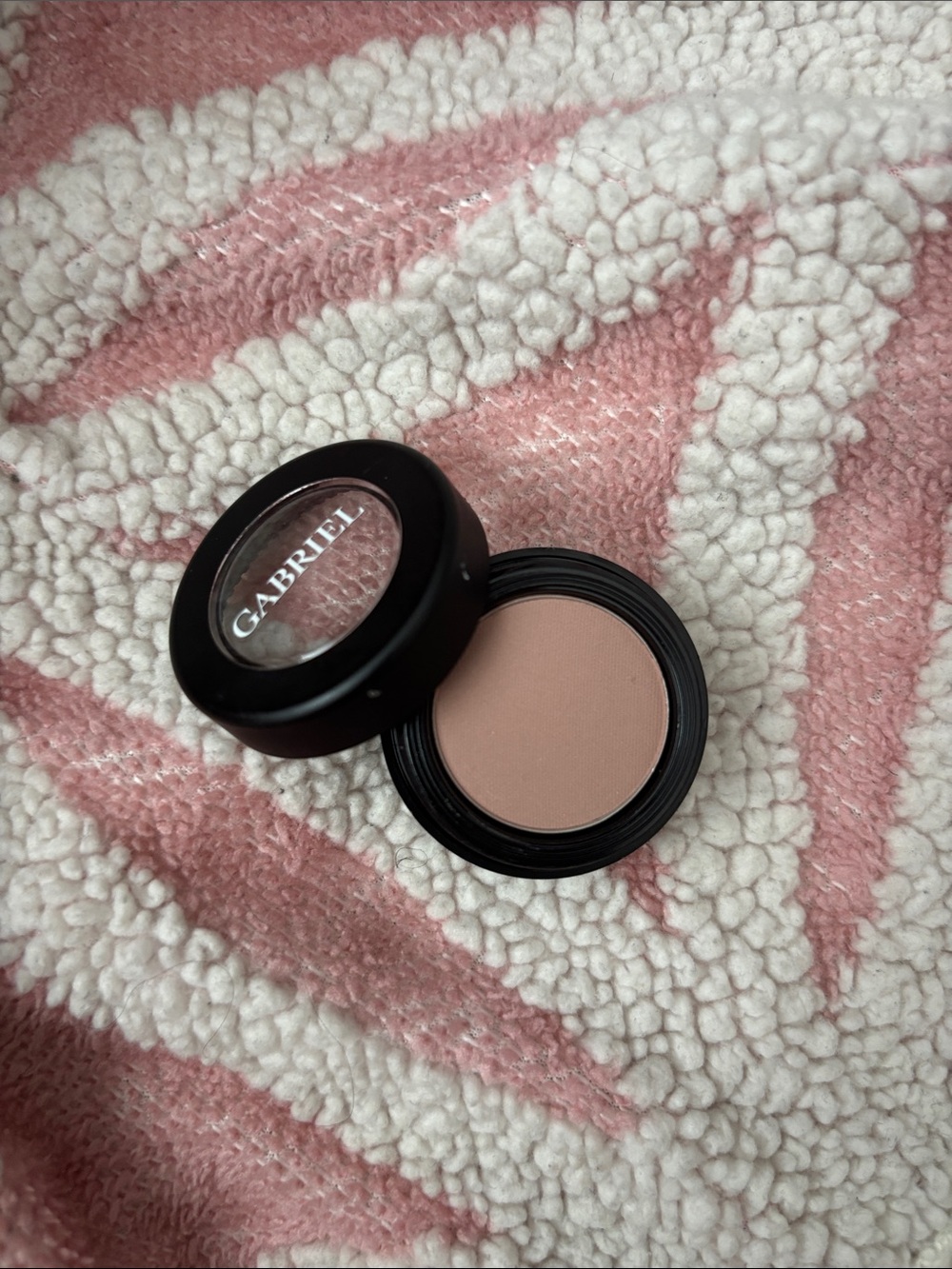 Gabriel Cosmetics Eyeshadow in “Sable”